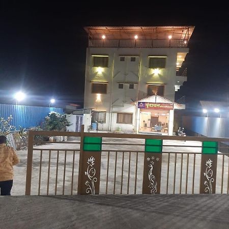 Blue Bell Homestay Lonavala Εξωτερικό φωτογραφία