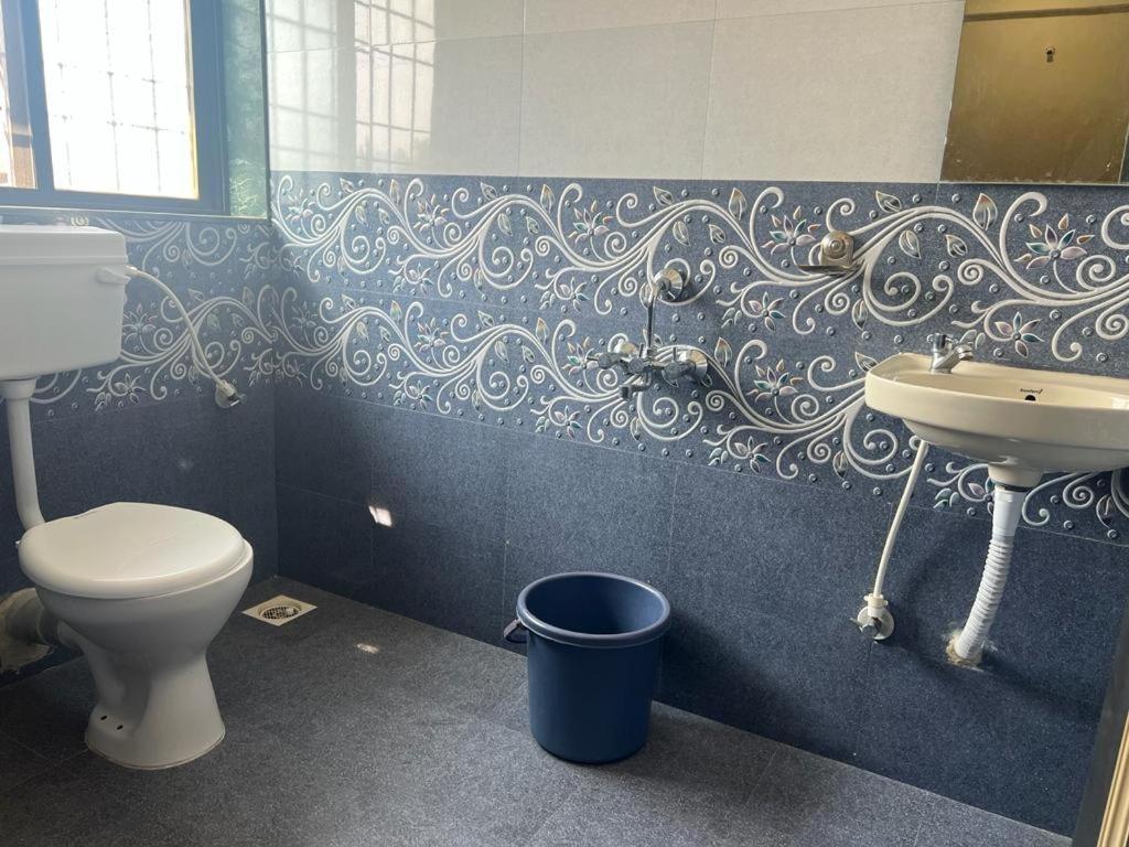 Blue Bell Homestay Lonavala Εξωτερικό φωτογραφία