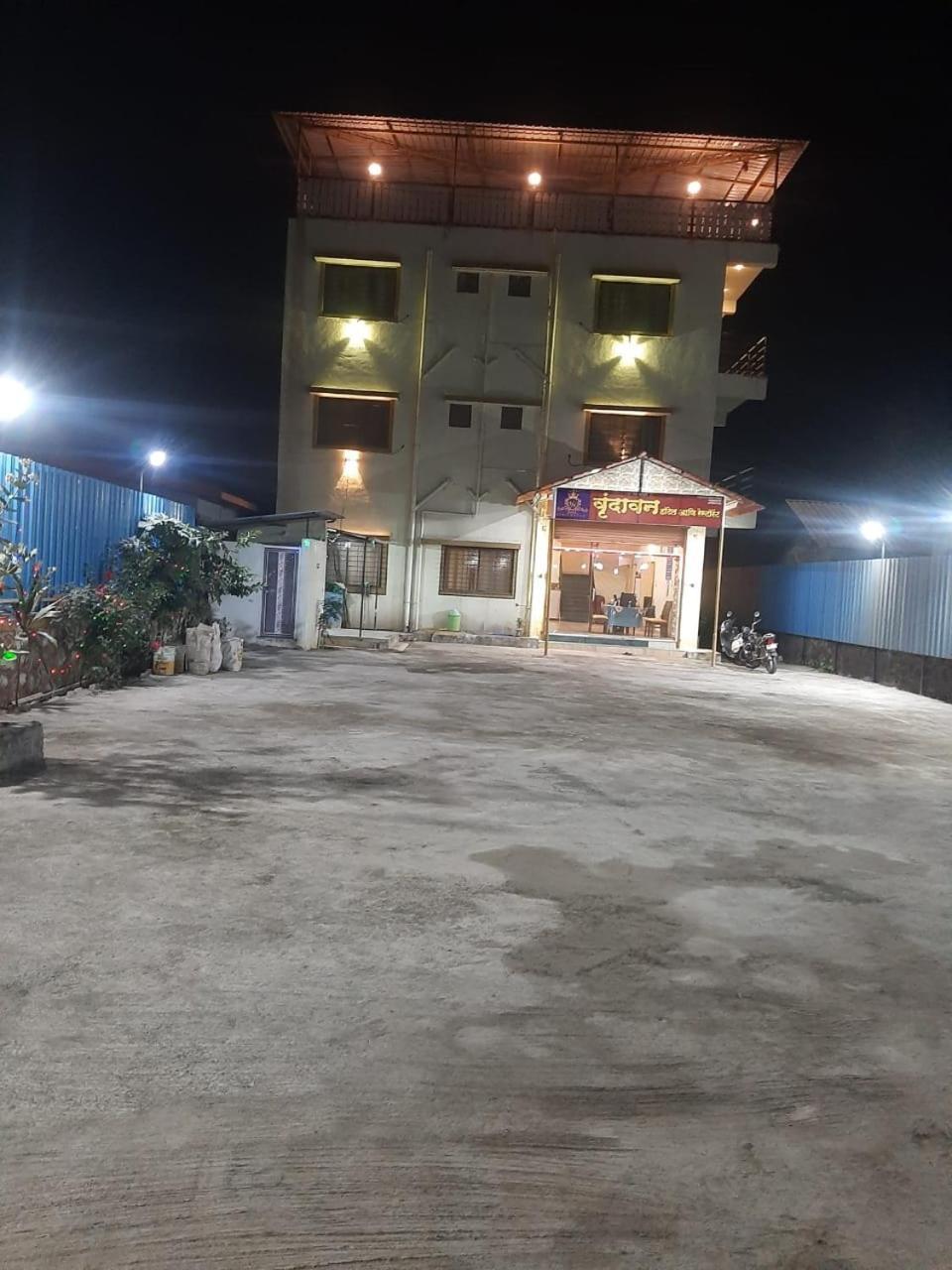 Blue Bell Homestay Lonavala Εξωτερικό φωτογραφία