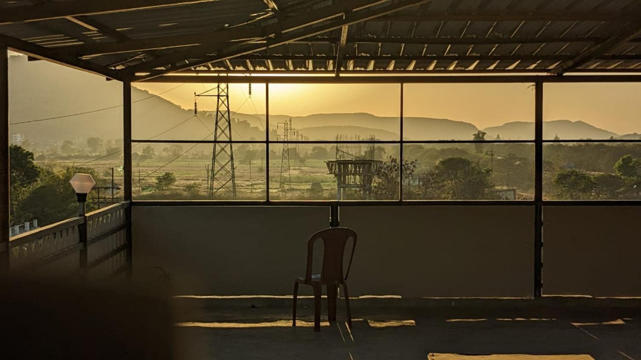 Blue Bell Homestay Lonavala Εξωτερικό φωτογραφία