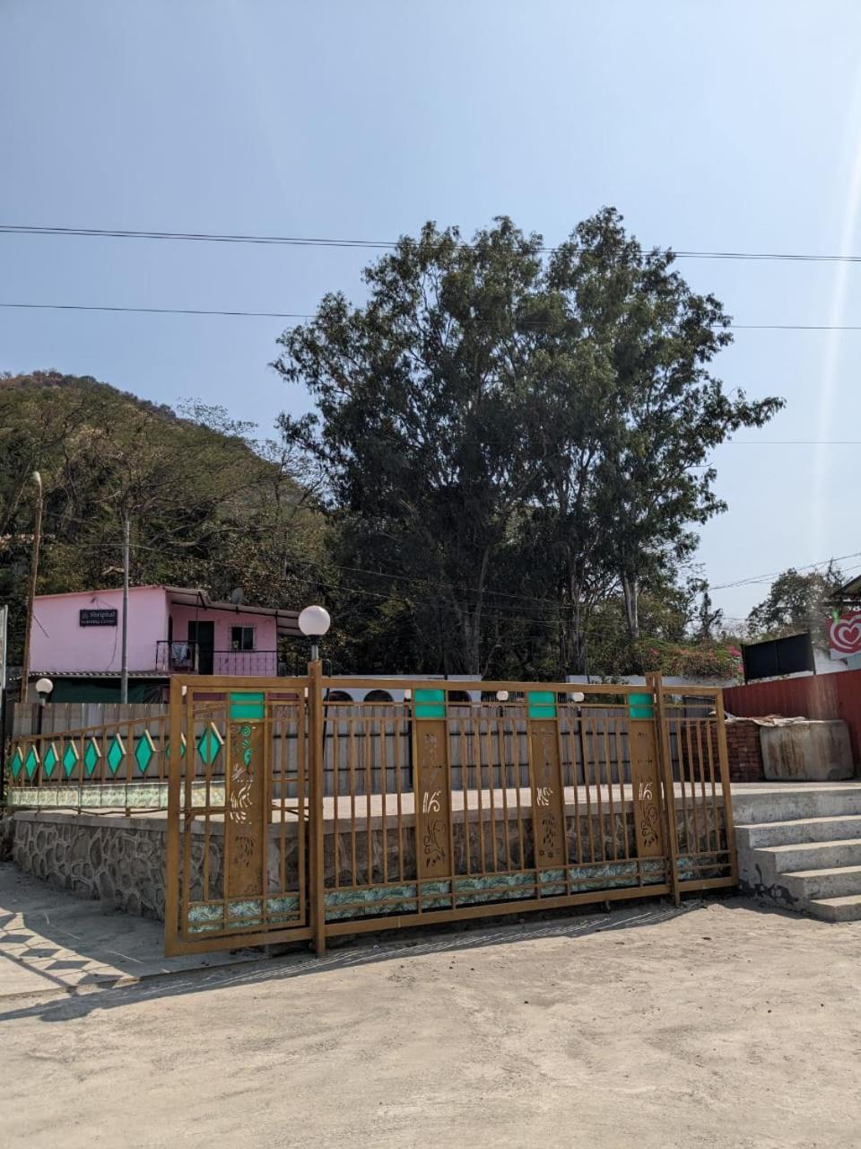 Blue Bell Homestay Lonavala Εξωτερικό φωτογραφία
